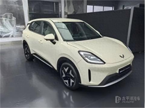 至德投资 五菱缤果S无伪装实车图曝光 迎来全新设计语言