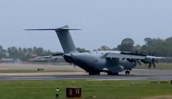 邦尼配资 英国军机降落印度，放下大批专家后飞走，怕绝密F-35被强拆